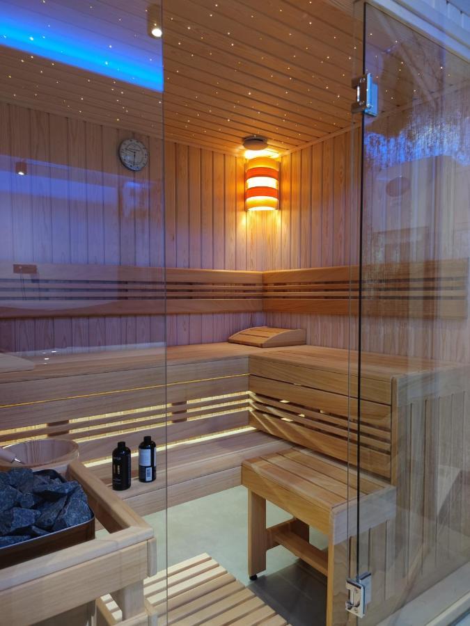 Joy 5 Hotel & Spa Belgrád Kültér fotó